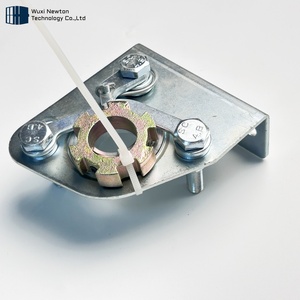 Accessoires de porte de garage Support d'angle de bonne qualité Support central de porte de garage - Product Image 5