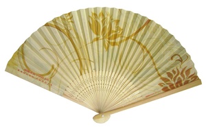Abanico Plegable de Bambú con Patrón Decorativo Tallado, Portátil, para Bodas, Navidad, Eventos Deportivos - Product Image 5