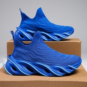 Chaussures de marche décontractées pour hommes, légères, tendance, respirantes, antidérapantes, à lacets, avec empeigne en mesh et semelle en caoutchouc, pour toutes les saisons - Product Image 2