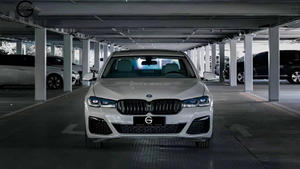 Kit de Carrocería F10 para <span class=keywords><strong>BMW</strong></span> F10 F18 Serie 5 520i 528i 530i 535i 540i <span class=keywords><strong>550i</strong></span> 525i Facelift <span class=keywords><strong>2022</strong></span> G30 M-Tech Parachoques M Sport Faros Delanteros - Product Image 3