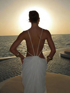 Abito lungo da donna in cashmere <span class=keywords><strong>bianco</strong></span> <span class=keywords><strong>con</strong></span> scollo a V, spalline sottili, design sexy per le vacanze, <span class=keywords><strong>con</strong></span> <span class=keywords><strong>spacco</strong></span> alto e schiena scavata - Product Image 4