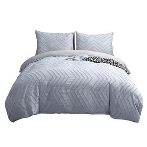 Hot Sale Modern Microfiber Eco-Friendly OEKO-TEX Certified 3pcs Tufted Comforter Set Woven 200TC Soft Hotel Comforters - Product Image 1