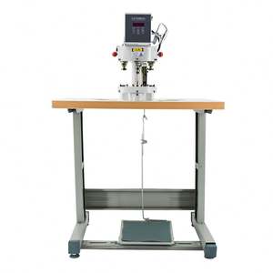 Machine de fabrication de boutons pneumatiques à 3 têtes avec fonction de poinçonnage pour la production de vêtements - Product Image 5