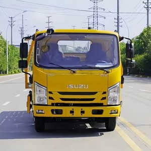 Grúa de Remolque Isuzu 700p 4X2 de 6 Toneladas, Plataforma Multiusos para Transporte de Vehículos - Product Image 3