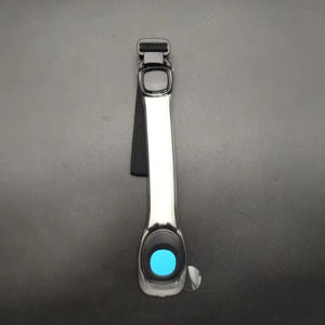 Brazalete Luminoso LED Intermitente Ajustable para Brazo y Muñeca, Pulsera Luminosa Nocturna IP20 Marca LM para Correr y Deportes al Aire Libre - Product Image 5