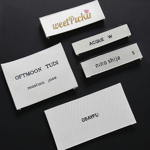 Prezzo di fabbrica logo progettato su misura abbigliamento vestiti cucire etichette intrecciate etichette di abbigliamento piegate - Product Image 6