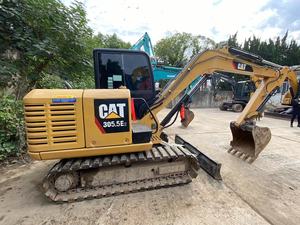 Mini-excavatrice sur chenilles CAT 305.5E2 de 3,055 tonnes avec godet de creusement, petite excavatrice sur chenilles d'occasion - Product Image 6