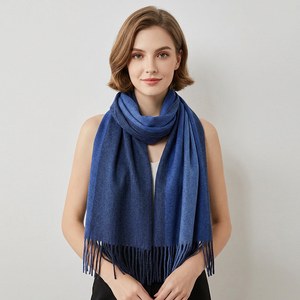 Bufanda con efecto cachemir en bloques de color con flecos largos, unisex, extra larga, para invierno. - Product Image 1