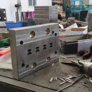 Molde de aluminio para fabricación de velas con número de cumpleaños, máquina de extrusión de Metal duradero de diamante, cera de parafina, extrusión de plástico