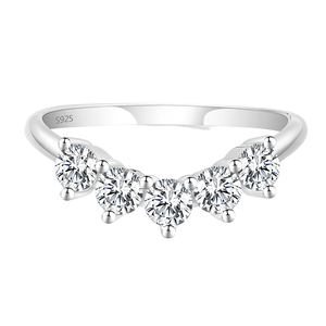 Bague en moissanite classique ronde taille brillant en forme de V pour femme en argent sterling 925 - Product Image 1