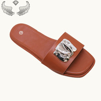 Nouvelles sandales et pantoufles plates pour femmes, design ouvert tendance, respirantes, durables et légères pour le quotidien, vente en gros