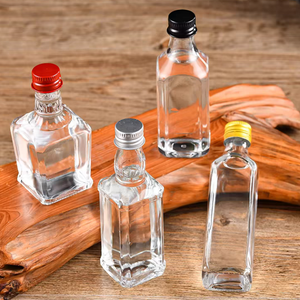 Mini bouteilles d'<span class=keywords><strong>alcool</strong></span> en verre de 50 ml <span class=keywords><strong>sans</strong></span> couvercle en verre Petites bouteilles d'<span class=keywords><strong>alcool</strong></span> en verre Mini bouteilles de vin de 1.7 oz réutilisables - Product Image 5