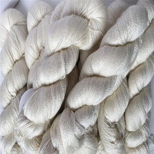 Fil à tricoter naturel non teint, 50% soie, 50% mérinos, poids fin, 100g, 700m - Product Image 3