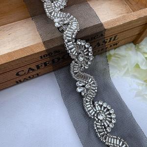 Ribete de Encaje con Cuentas de Cristal y Pedrería de 2 cm de Ancho, Diseño de Joyería para Vestidos de Novia, Cinturón de Vestido de Novia - Product Image 6