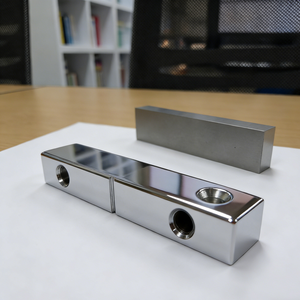 Tornillos de Precisión para Palos de Golf de Acero Inoxidable Fresados por CNC - Alta Resistencia a la Corrosión para Mecanizado de Palos de Golf - Product Image 1