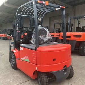 Carrello Elevatore Elettrico al Litio Nuovo di Zecca, Marchio Cinese di Punta, 3 Tonnellate CPD30 con Ottimo Prezzo, Montante a Due/Tre Stadi, Altezza di Sollevamento 3000mm - Product Image 6