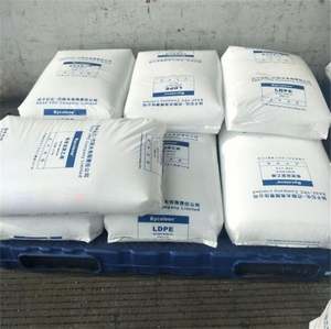 Chine Usine LDPE 2924 Matière première pour le moulage par soufflage et moussant Résine LDPE vierge polyéthylène basse densité - Product Image 1