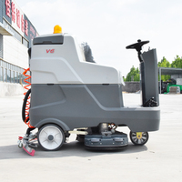 Autolaveuse électrique commerciale avec réservoir de solution de 175 L et réservoir de récupération de 180 L pour parking
