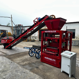 Macchina per la produzione di blocchi di cemento 4-26 con carrello esclusivo per armadio di distribuzione, popolare in Svizzera - Product Image 5