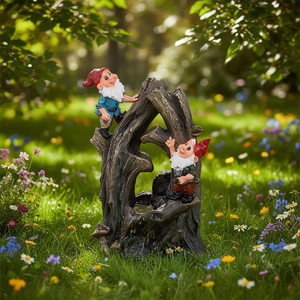 Fuente de Agua con Diseño de Gnomo del Bosque, 8.3x4.7x13.8 Pulgadas, Decoración Rústica de Piedra para Jardín Exterior - Product Image 2