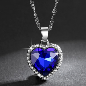Collana HOVANCI per la Festa <span class=keywords><strong>della</strong></span> <span class=keywords><strong>Mamma</strong></span>, <span class=keywords><strong>Cuore</strong></span> dell'Oceano del Titanic, Gioiello con Catena in Argento, Pendente a <span class=keywords><strong>Cuore</strong></span> Blu con Cristallo Zaffiro - Product Image 5
