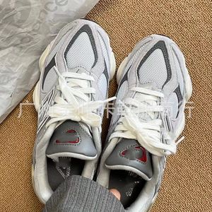 Calzado Deportivo Casual para Correr y Caminar, Suela Gruesa, Modelo C1229-39, con Amortiguación y Parte Superior de Gamuza, para Hombre y Mujer, Superventas - Product Image 1