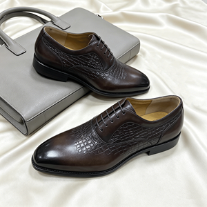 Chaussures Oxford pour hommes de style italien, en cuir gaufré crocodile, chaussures professionnelles formelles pour affaires - Product Image 1