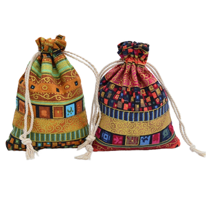 Frauen anpassbare Logo Leinen Kordel zug Tasche für Schmuck für Weihnachten Hochzeits geschenke Recycelbare kleine Münze Geld beutel Ring - Product Image 1