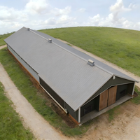 Casa Prefabricada Moderna para Ganado con Estructura de Acero Galvanizado en Caliente, Tamaño Personalizado para Granjas Ganaderas, Sin Columnas, Resistente al Viento/Nieve