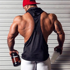 <span class=keywords><strong>Canotta</strong></span> Nera da <span class=keywords><strong>Uomo</strong></span> Personalizzata in Cotone Traspirante con Cappuccio per Palestra e Fitness, Modello Stringer da Bodybuilding - Product Image 6