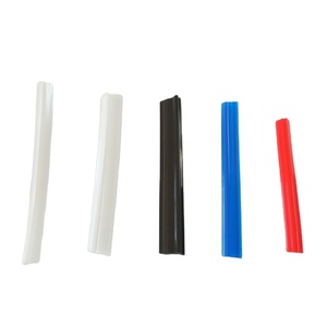 Lèvre d'essuie-glace C2 rouge en polyuréthane pour couvercle télescopique en acier - Product Image 5