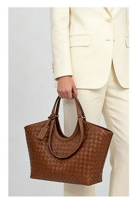 Nouveaux sacs fourre-tout de créateur tendance, sacs à bandoulière en cuir PU de haute qualité, sacs à main et pochettes de luxe décontractés pour femmes - Product Image 6