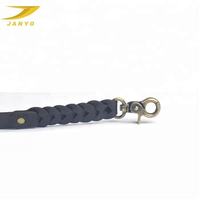 Laisse pour chien en cuir de vachette véritable tressé, personnalisable avec logo OEM, mousqueton en laiton antique, doublure douce, laisse de promenade pour animaux de compagnie
