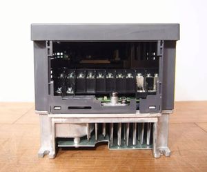 เครื่องแปลงความถี่ FR-F740P-220K FR-F740P-22K FR-F740P-250K FR-F740P-280K FR-F740P-3.7K FR-F740P-30K FR-F740P-37K FR-F740P-220K - Product Image 4