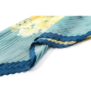 70 foulards carrés pour femmes <span class=keywords><strong>en</strong></span> <span class=keywords><strong>soie</strong></span> simulée noire à pois, vente <span class=keywords><strong>en</strong></span> gros - Product Image 4