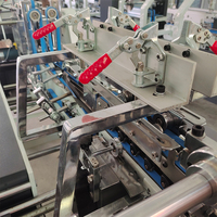 Machine automatique de pliage et de collage de boîtes en carton pour l'expédition de produits cosmétiques, alimentaires et de vente au détail – Plietteuse-colleuse de boîtes en carton blanc