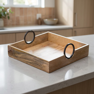 Plateau de service en bois massif, avec poignées en métal - Product Image 2