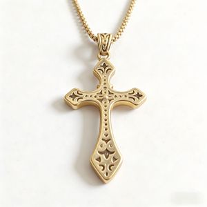 สร้อยคอจี้เงินรูปไม้กางเขนพร้อมมงกุฎสำหรับผู้ชาย สวมใส่ได้ทุกวัน - Product Image 4