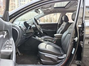 ספורטאז' משומש שנת 2012, מנוע 2.0 ליטר, אוטומטי, הנעה קדמית, 5 מושבים, הגה בצד שמאל, פנים כהה, מושבי בד, אמין לנסיעות יומיומיות. - Product Image 4