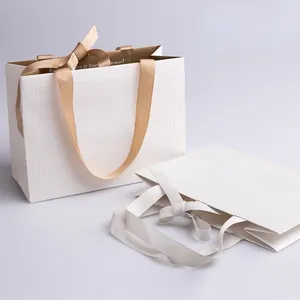 Пользовательская Роскошная ленточная ручка, белый картон, красивый подарок для покупок, бумажный пакет с логотипом