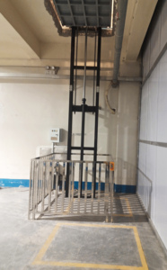 Elevador Hidráulico Zhongxiang de Nuevo Estilo, Alta Calidad, Certificado CE, Alimentado por CA, Capacidad de Carga de 300 kg, Color Personalizado, Fácil Operación - Product Image 2