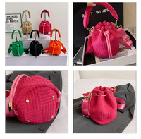 Nouveauté Tendance : Mini Sac à Main pour Femme, Sac Bandoulière en Flanelle, Sac Seau Classique Coloré