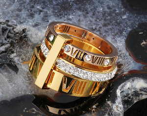 R.Gem. Anelli da donna in acciaio inossidabile con numeri romani di strass di diverse dimensioni - Product Image 3