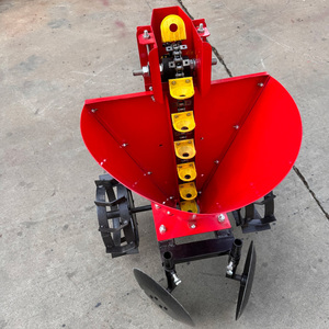 Sembradora de Patatas Roja de 1 Hilera con Mecanismo de Engranajes para Mini Tractor y Tractor de Arrastre, Fácil de Operar - Product Image 3