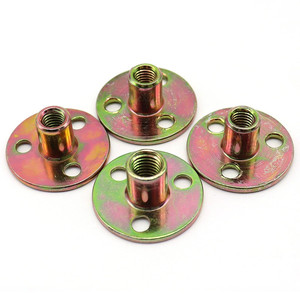 <span class=keywords><strong>น็อต</strong></span>ตีเหล็กกล้าคาร์บอนชุบสังกะสี M6 M8 M10 M12 แบบมีรูสำหรับยึด 3 รู ฐานกลม แบบขันเกลียว <span class=keywords><strong>น็อต</strong></span>ตีสำหรับโต๊ะ - Product Image 6