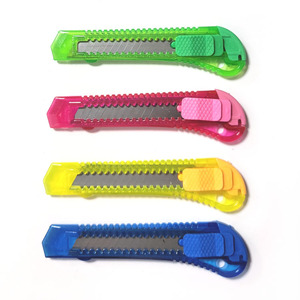 Cuchillo Multiusos Retráctil de Acero con Mango de Plástico, Cuchilla de Repuesto Rápido, Precio de Fábrica, para Manualidades - Product Image 1