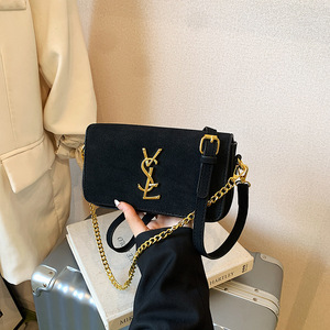 กระเป๋าถือผู้หญิงทรงสี่เหลี่ยมเล็ก หนัง PU คุณภาพสูง พร้อมสายโซ่ รุ่นฮิตปี 2026 แฟชั่นฤดูหนาวสุดอินเทรนด์ - Product Image 1