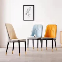 Chaise de salle à manger rembourrée certifiée BIFMA X5.4 en similicuir, vente en gros directe d'usine pour hôtels et restaurants
