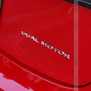 สัญลักษณ์ตัวอักษร DUAL MOTOR สำหรับตกแต่ง<span class=keywords><strong>รถ</strong></span>ยนต์ Tesla Model 3 X S สติ๊กเกอร์ติดฝากระโปรงท้าย<span class=keywords><strong>รถ</strong></span>ยนต์ ประสิทธิภาพสูง สีโครเมียม ดำ แดง - Product Image 6