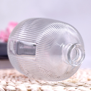 プロ仕様サービス 500ml 700ml 750ml カスタム形状ガラス製スピリッツボトル（フロスト加工、スクリーン印刷付き）空容器 - Product Image 5